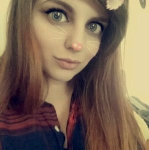 Meet your Posher, Katelyn